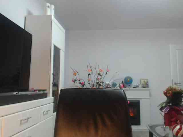 Emyllywhite webcam