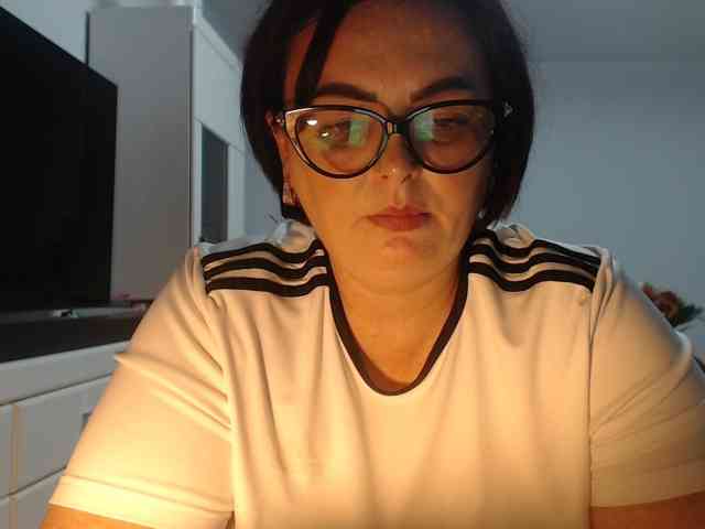 Emyllywhite Emyllywhite