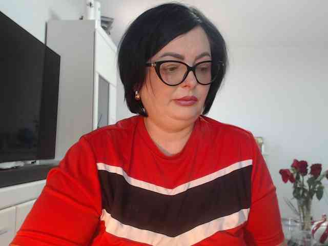 Emyllywhite's webcam live show