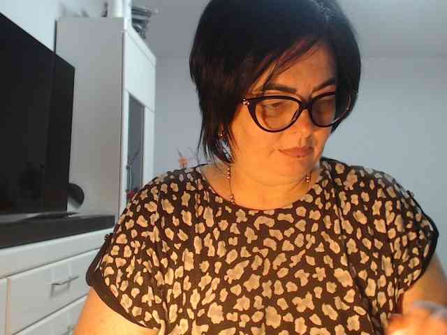 Emyllywhite webcam