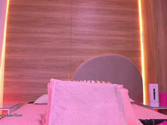 sexy-danna live cam on BongaCams