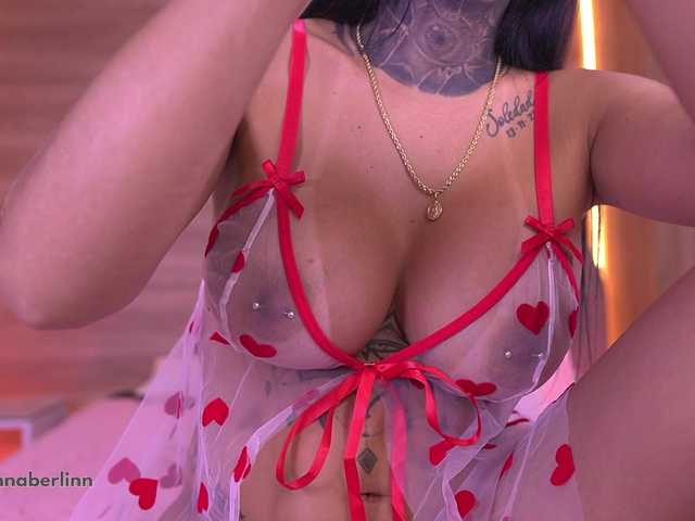 sexy-danna live cam on BongaCams