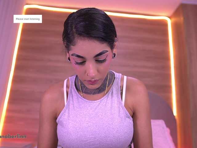 sexy-danna live cam on BongaCams