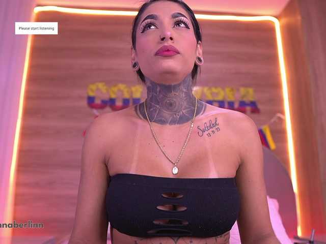 sexy-danna live cam on BongaCams
