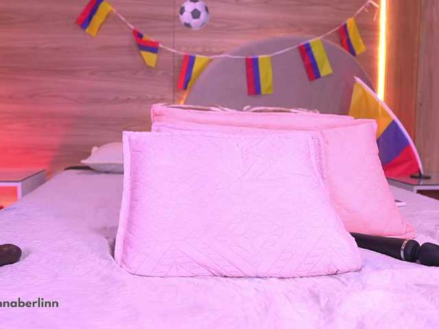 sexy-danna live cam on BongaCams