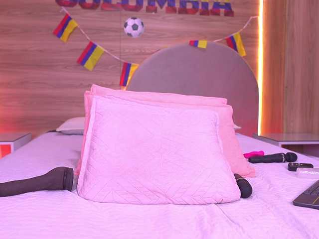 sexy-danna live cam on BongaCams