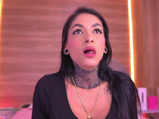 sexy-danna live cam on BongaCams