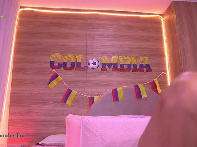 sexy-danna live cam on BongaCams