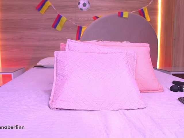 sexy-danna live cam on BongaCams