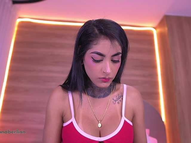 sexy-danna live cam on BongaCams