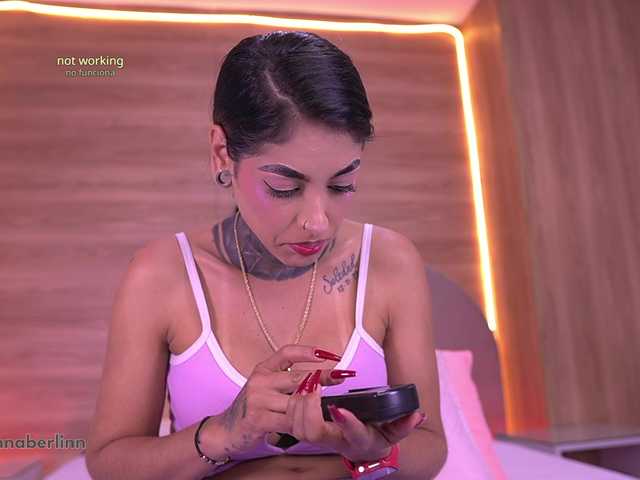 sexy-danna live cam on BongaCams
