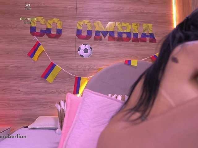 sexy-danna live cam on BongaCams