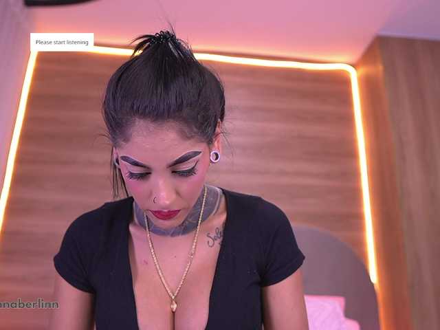 sexy-danna live cam on BongaCams