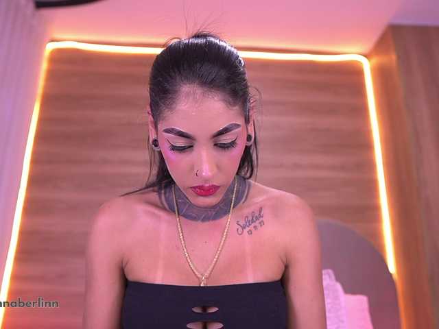 sexy-danna live cam on BongaCams