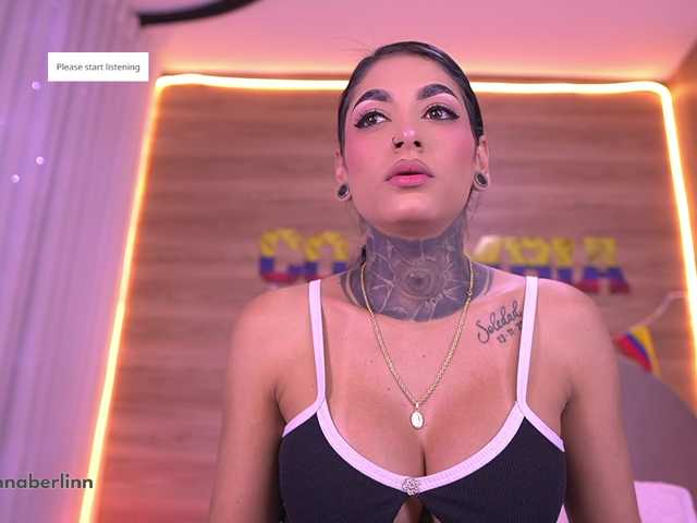 sexy-danna live cam on BongaCams