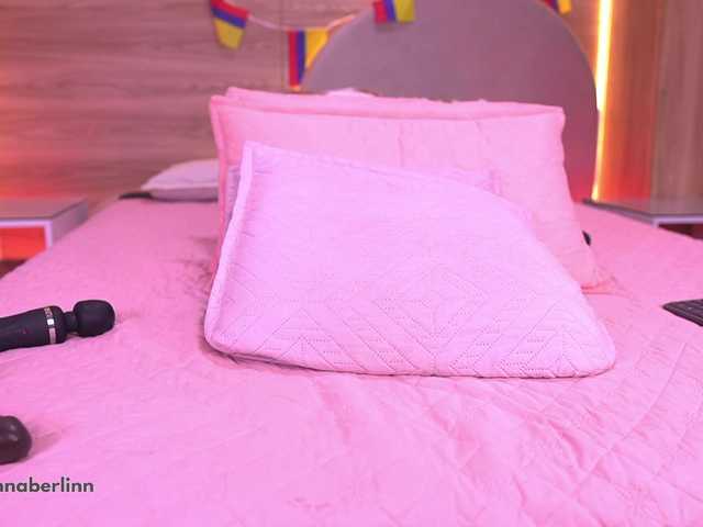 sexy-danna live cam on BongaCams