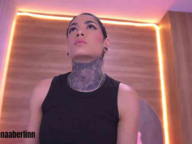 sexy-danna
