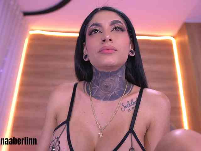 sexy-danna sexy-danna