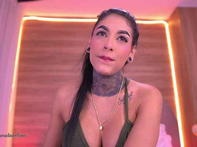 sexy-danna sexy-danna