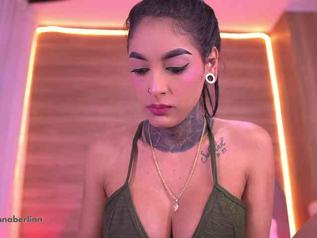 sexy-danna webcam