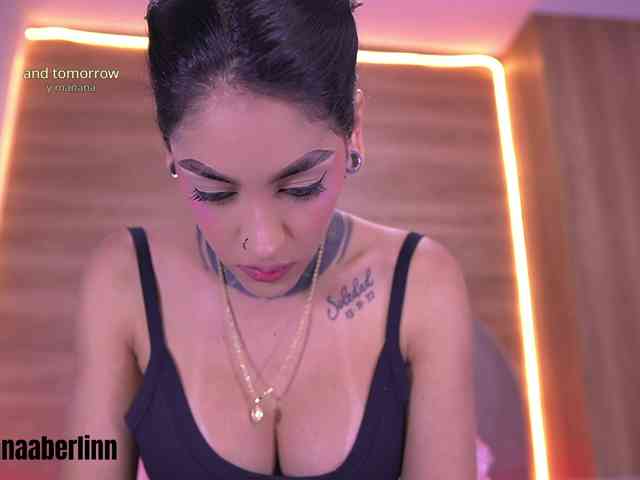 sexy-danna sexy-danna