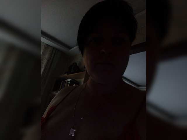 -alenyshka-, en directo ahora en BongaCams