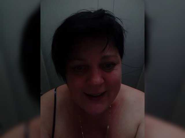 -alenyshka- live cam preview
