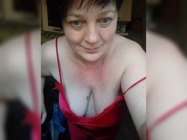 -alenyshka- live cam preview