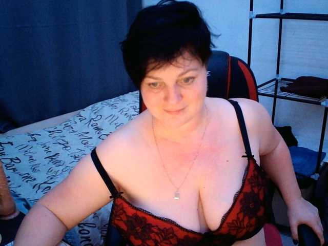 -alenyshka-, en directo ahora en BongaCams