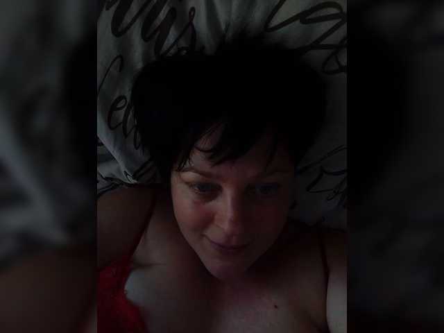 -alenyshka- live cam preview