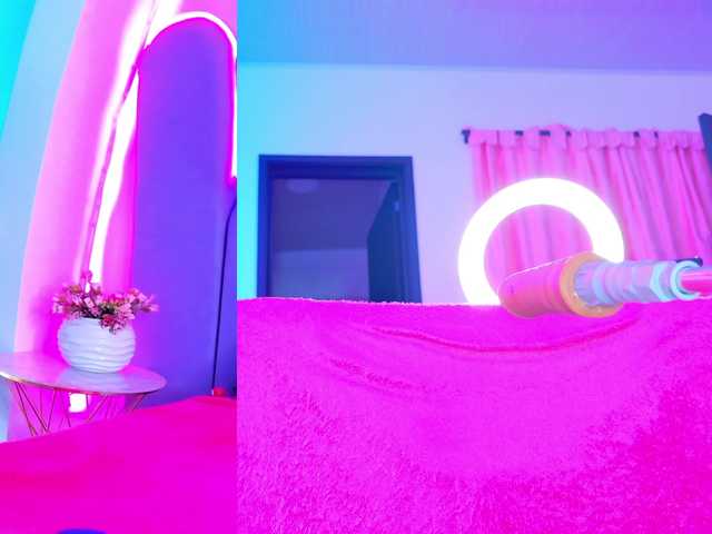 NathaxaLeans live cam on BongaCams