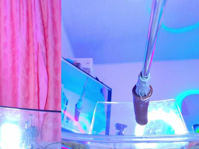 NathaxaLeans live cam on BongaCams