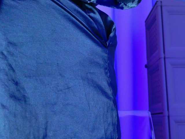NathaxaLeans live cam on BongaCams