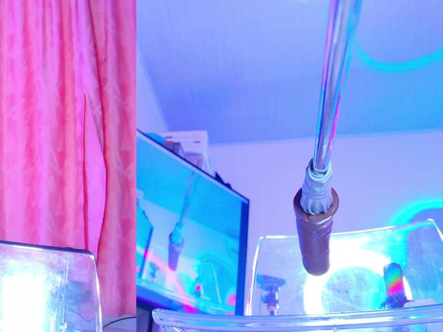 NathaxaLeans live cam on BongaCams