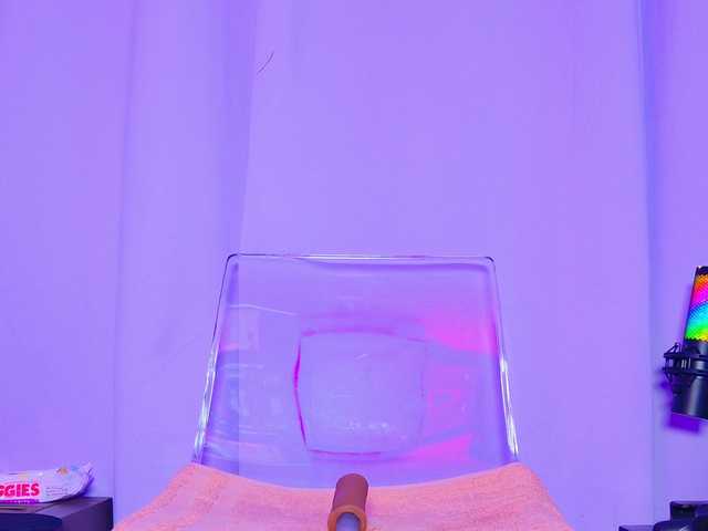 NathaxaLeans live cam on BongaCams
