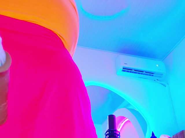 NathaxaLeans live cam
