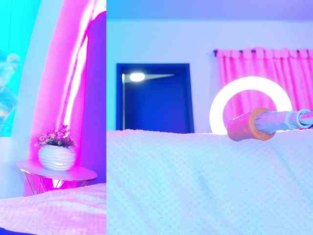 NathaxaLeans webcam