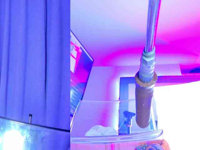 NathaxaLeans webcam