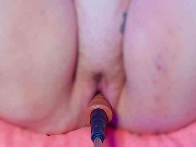 NathaxaLeans webcam