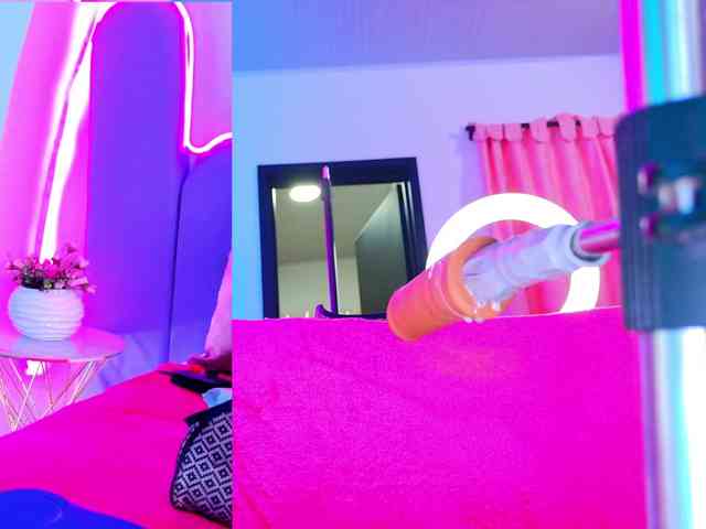 NathaxaLeans webcam