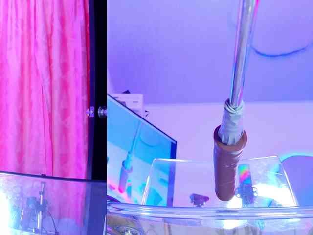 NathaxaLeans webcam