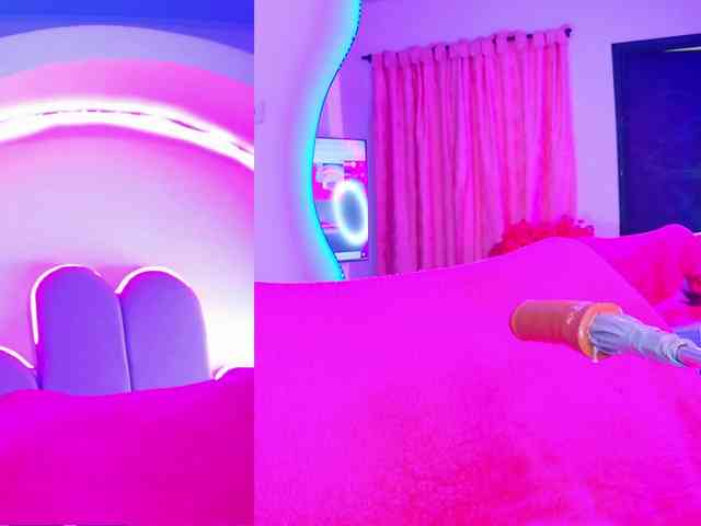 NathaxaLeans webcam
