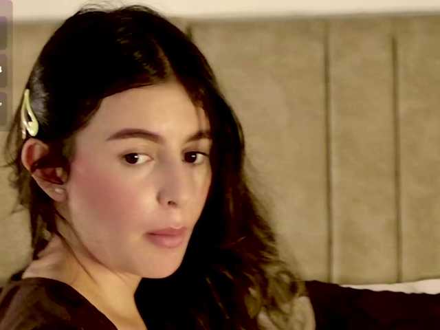 Isabellaprice live cam on BongaCams
