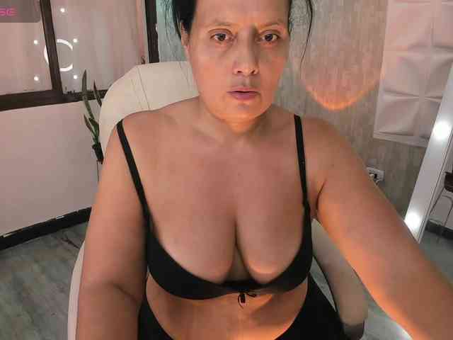 fierywoman webcam