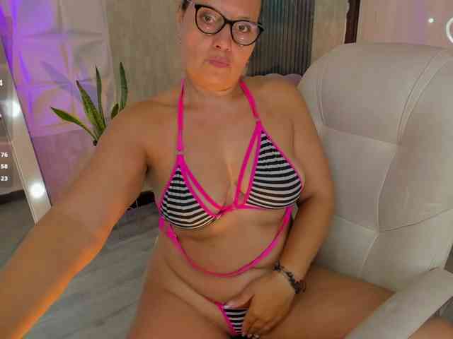 fierywoman webcam