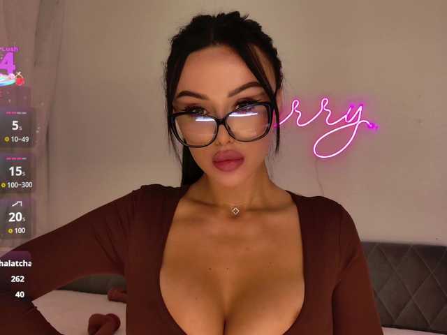 miaXmoon