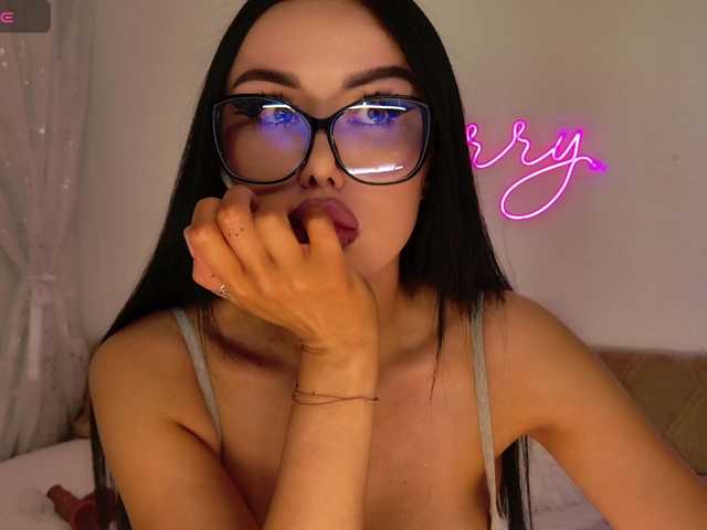 miaXmoon's BongaCams show and profile