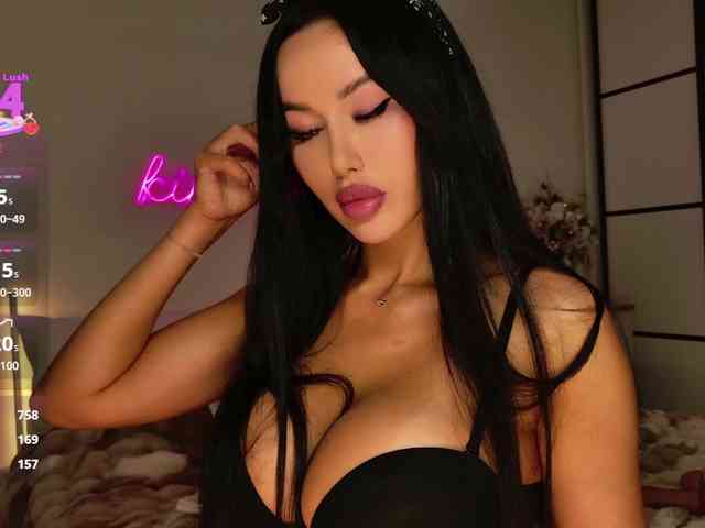 miaXmoon