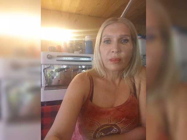 Katriona live webcam show