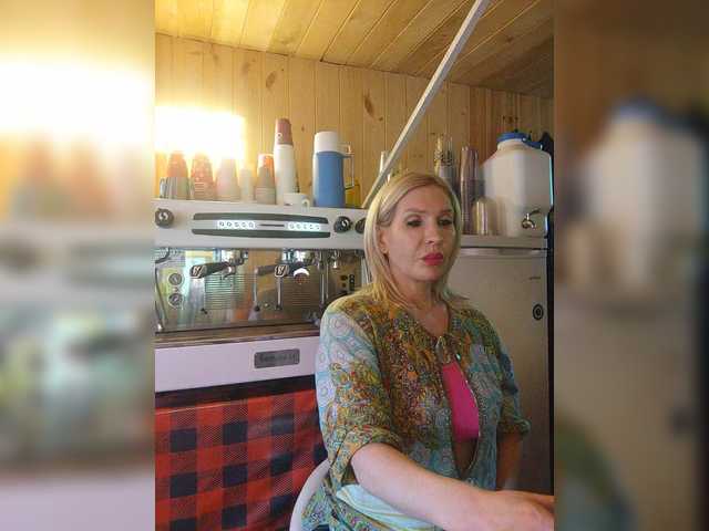 Katriona live cam on BongaCams